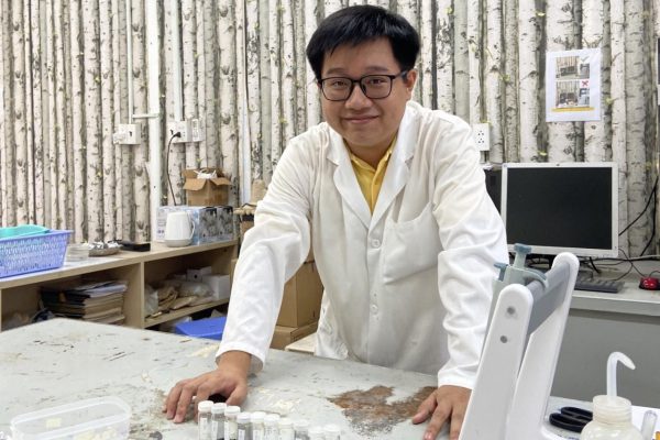 d65e325af3155e4b0704